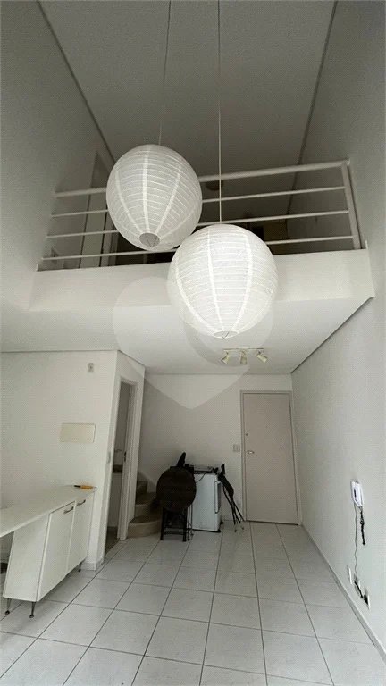 Apartamento duplex de 60m2 com 1 vaga na Vila Mariana