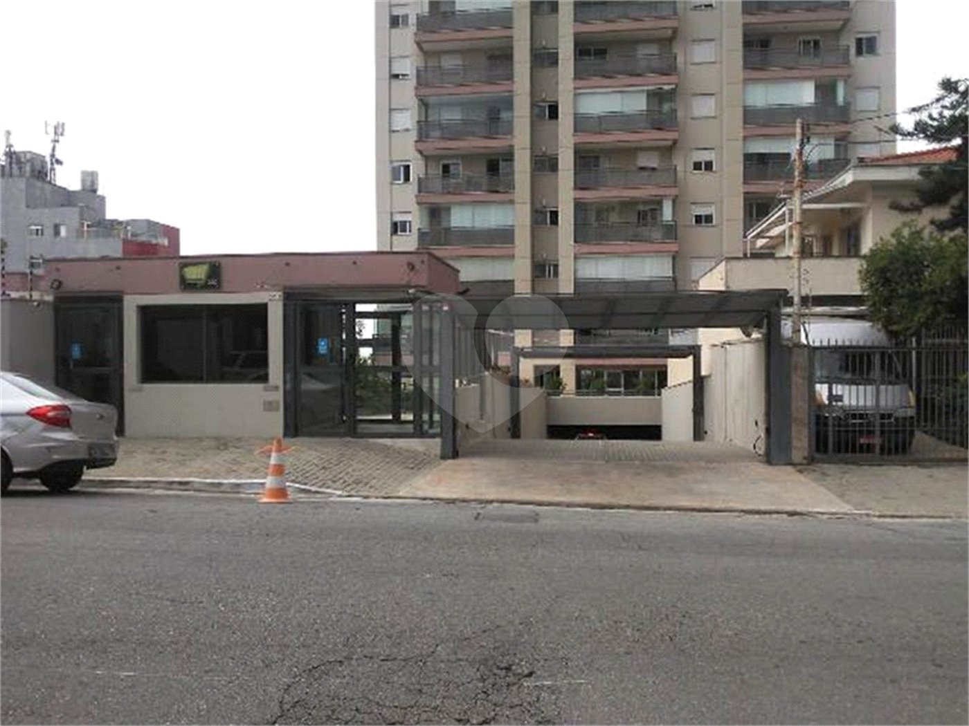 Apartamento à venda com 2 quartos, sendo 1 suíte,  em Vila Paiva, São Paulo, SP