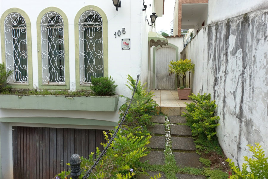 Sobrado à venda com 3 quartos em Santana, São Paulo, SP