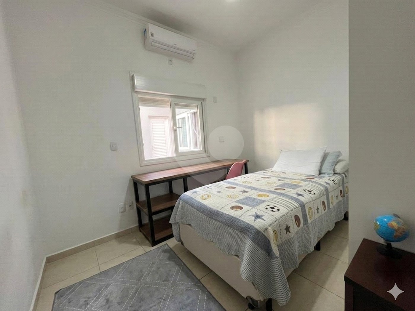 Casa à venda com 3 quartos, sendo 1 suíte, no condomínio Villa Suiça, Sorocaba - SP