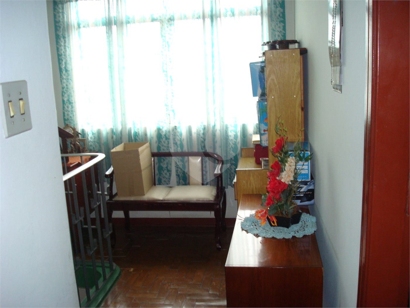 Sobrado à venda com 3 quartos em Vila Romanópolis, Ferraz de Vasconcelos, SP