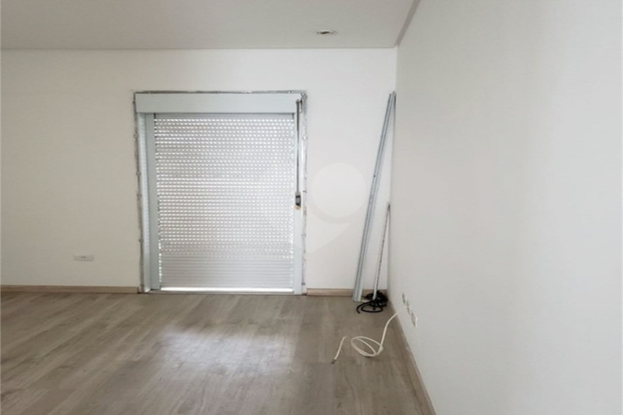 Casa à venda com 3 suítes em Santana, São Paulo, SP