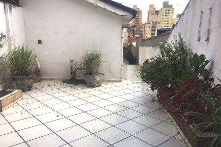 Casa Térrea à venda com 4 quartos, sendo 1 suíte,  em Vila Mazzei, São Paulo, SP