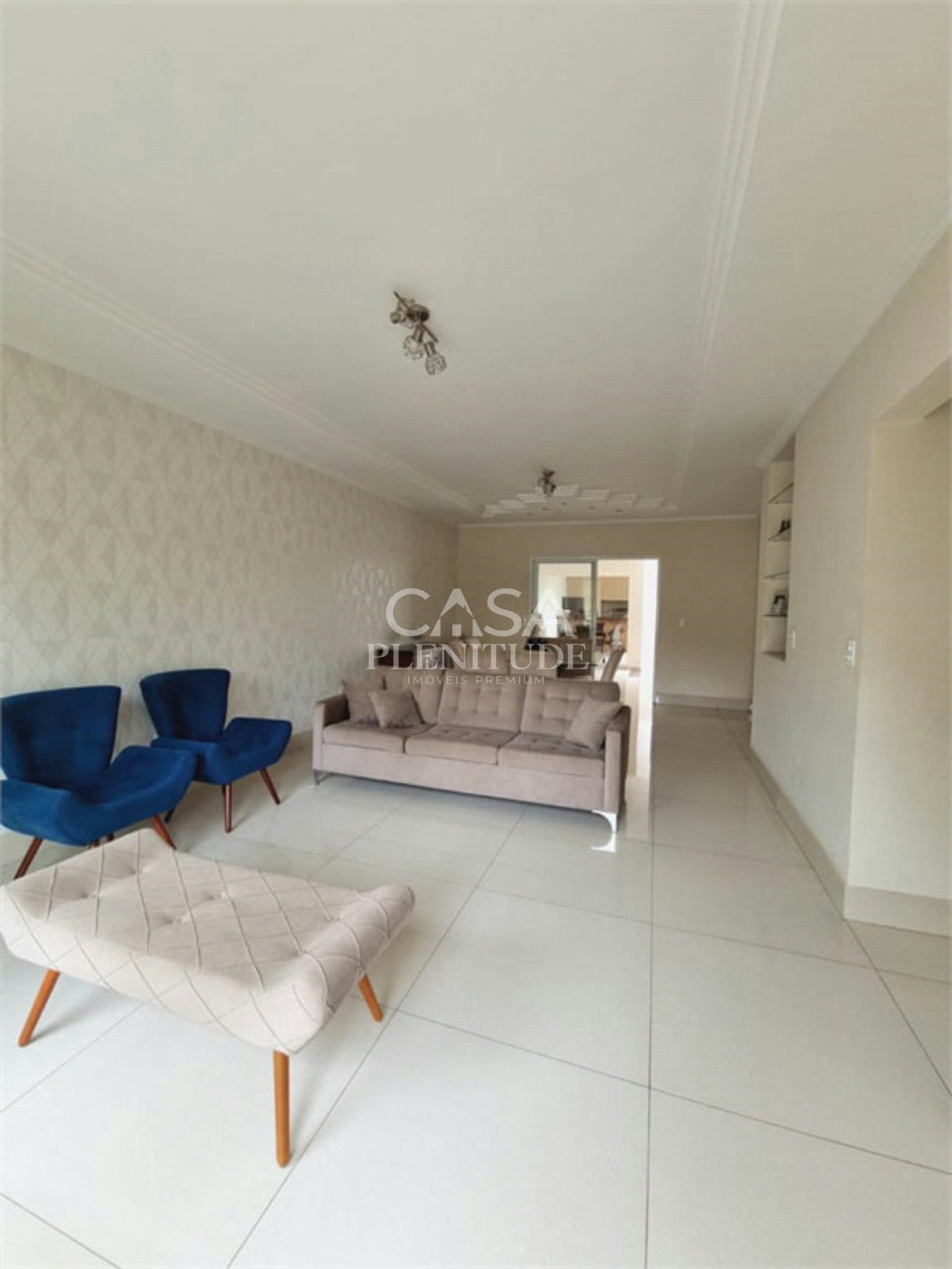 Sobrado à venda com 3 quartos, sendo 1 suíte, em Parque Residencial Villa dos Inglezes, Sorocaba, SP