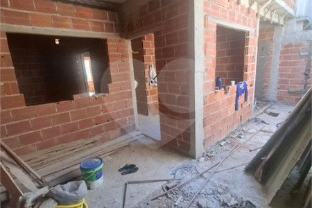 Casa à venda com 2 quartos, sendo 1 suíte,  no condomínio Campina Grande, Rio de Janeiro - RJ