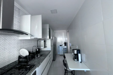 Apartamento à venda com 2 quartos, sendo 1 suíte, em Guilhermina, Praia Grande, SP