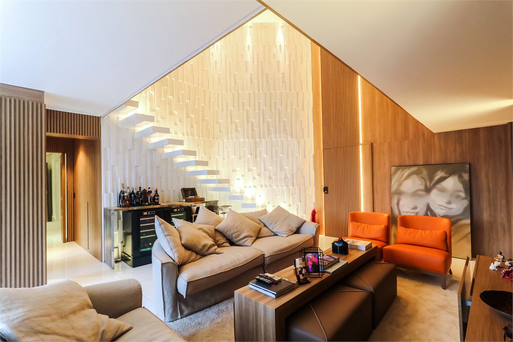 Apartamento à venda com 3 suítes em Cidade Monções, São Paulo, SP