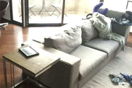 Apartamento à venda com 3 quartos, sendo 1 suíte, em Paraíso, São Paulo, SP