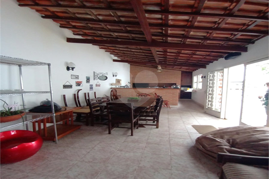 Casa à venda com 4 quartos, sendo 1 suíte, em Santana, São Paulo, SP
