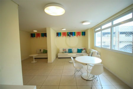 Apartamento à venda com 2 quartos, sendo 1 suíte, em Brás, São Paulo, SP