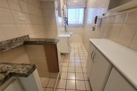 Apartamento para alugar com 3 quartos, sendo 1 suíte,  em Vila Hamburguesa, São Paulo, SP