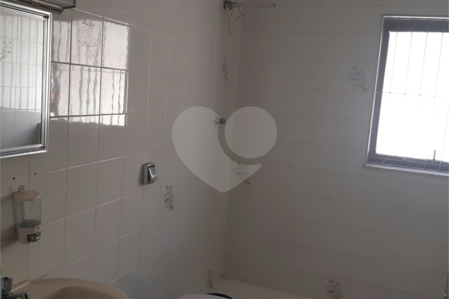Sobrado à venda com 4 quartos, sendo 1 suíte, em Santana, São Paulo, SP