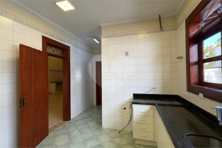Casa à venda com 4 suítes no condomínio Vivendas do Lago, Sorocaba - SP