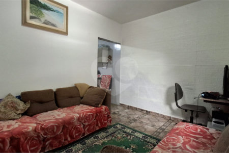 Casa de Vila à venda com 2 quartos em Vila Dylze, Votorantim, SP