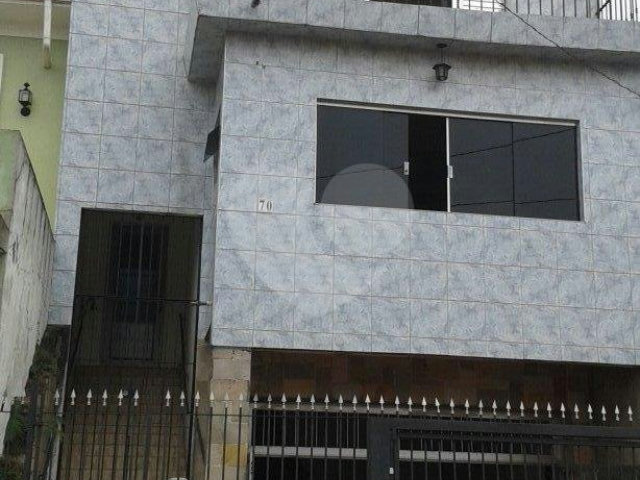 Sobrado à venda com 3 quartos, sendo 2 suítes,  em Parada Inglesa, São Paulo, SP