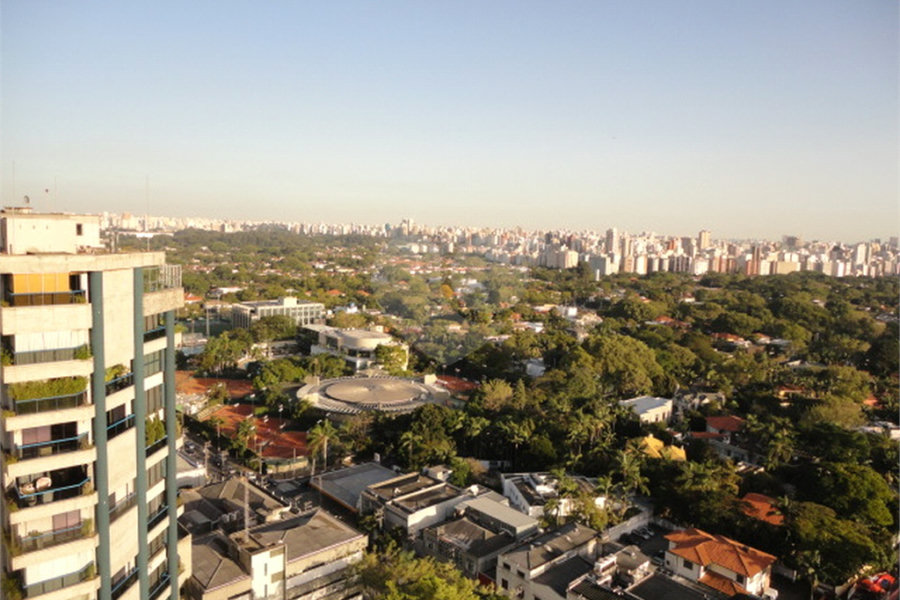 Apartamento para alugar com 3 suítes em Jardim América, São Paulo, SP