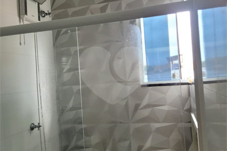 Sobrado à venda com 3 quartos, sendo 1 suíte,  em Vila Marari, São Paulo, SP