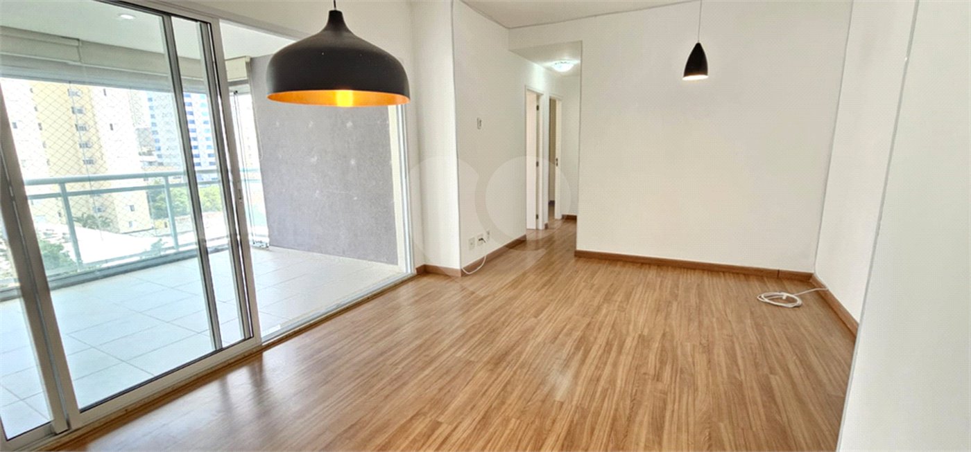 Apartamento à venda com 3 quartos, sendo 1 suíte, em Água Branca, São Paulo, SP