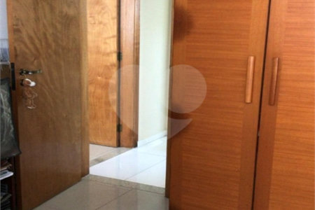 Apartamento à venda com 2 quartos, sendo 1 suíte,  em Itararé, São Vicente, SP