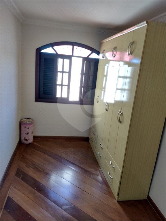 Sobrado à venda com 3 quartos, sendo 2 suítes, em Cidade Cruzeiro do Sul, Suzano, SP