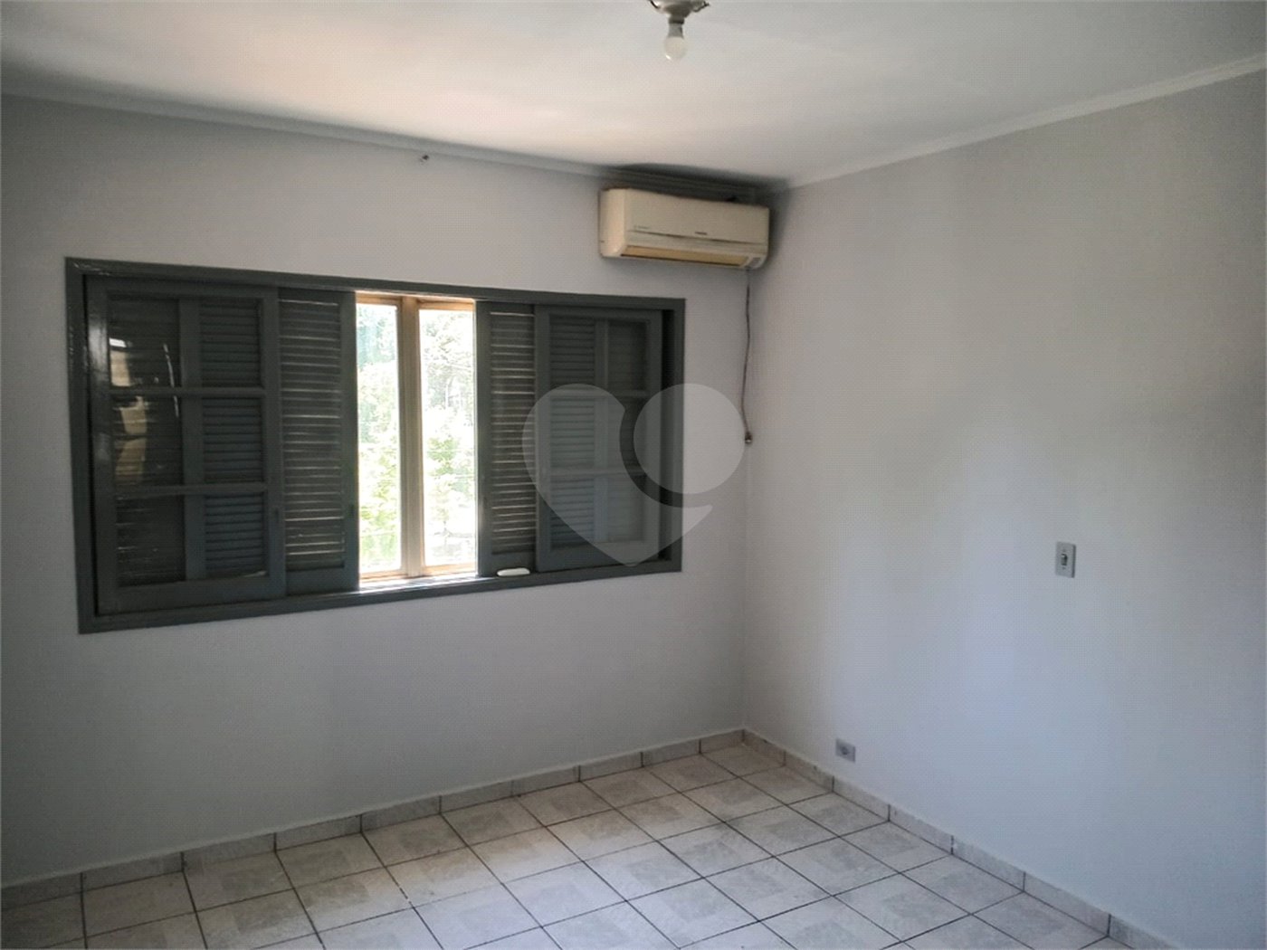 Sobrado à venda com 3 quartos, sendo 1 suíte,  no Centro, Santo André, SP