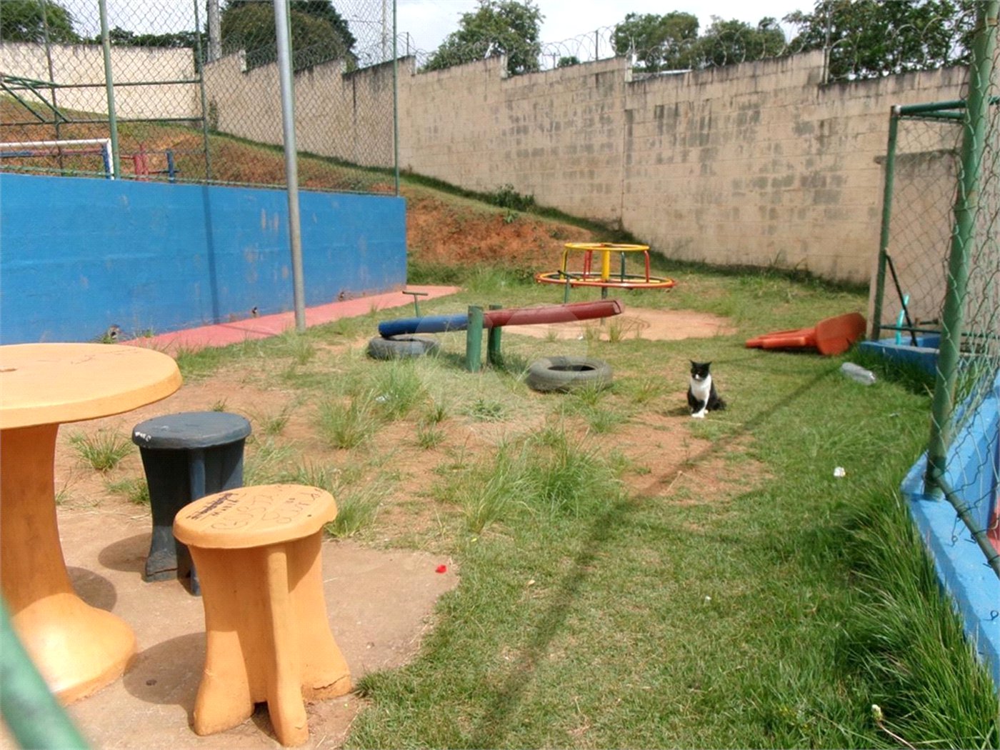 Apartamento à venda com 2 quartos em Jardim Arco-íris, Cotia, SP