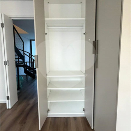 Casa à venda com 2 suítes no condomínio Gran Loft, Cotia - SP