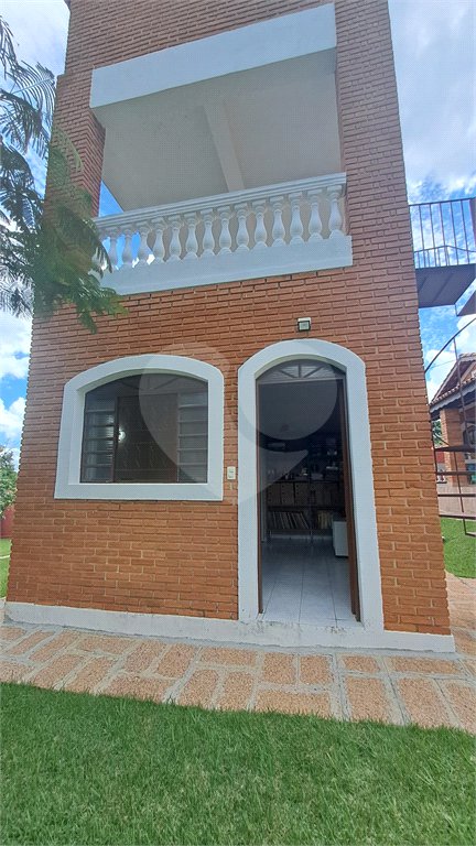 Casa à venda com 3 quartos, sendo 1 suíte, no condomínio Residencial Vale das Laranjeiras, Indaiatuba - SP