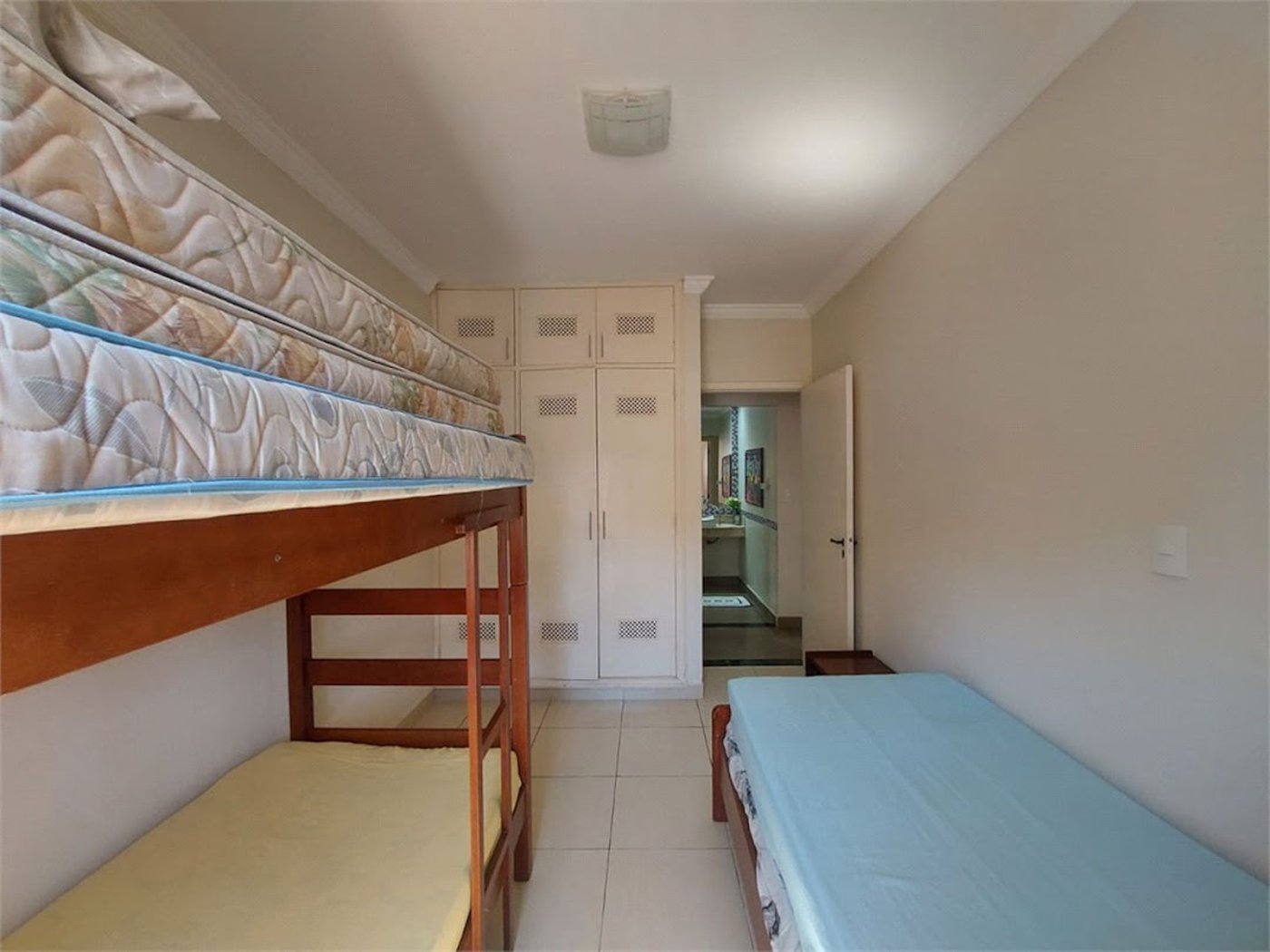 Apartamento Residencial à venda, Jardim das Conchas, Guarujá - AP1050.