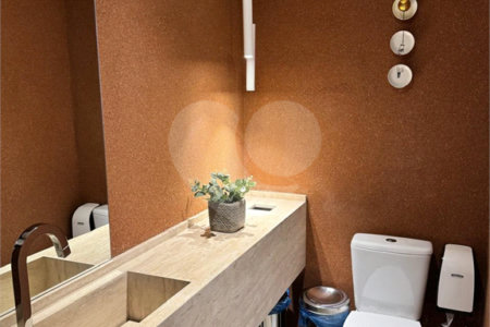 Apartamento à venda com 3 suítes em Campo Belo, São Paulo, SP