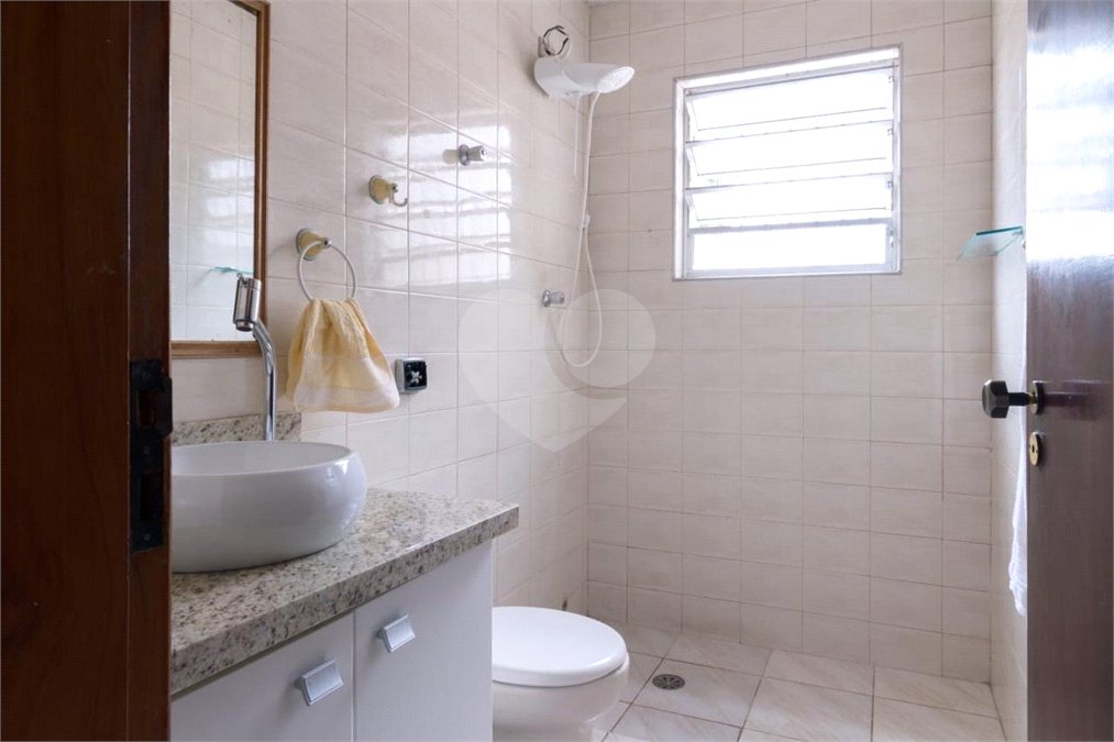 Sobrado à venda com 3 quartos, sendo 1 suíte,  em Vila Mazzei, São Paulo, SP