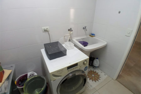 Casa Térrea à venda com 3 quartos, sendo 2 suítes, em Água Fria, São Paulo, SP