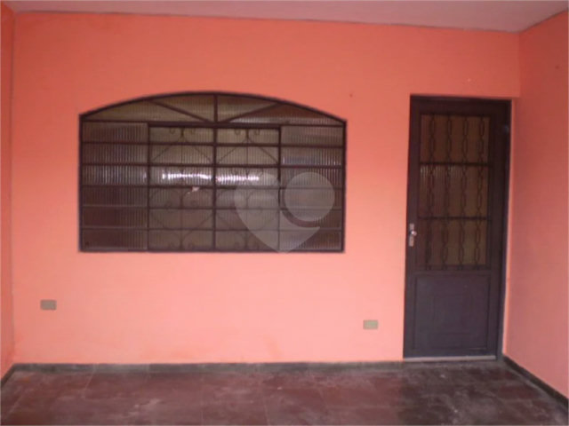 Casa à venda com 2 quartos no condomínio Travessa Salomão Régis Piza,17, São Paulo - SP