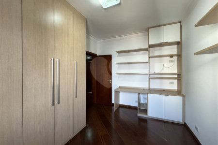 Apartamento à venda com 3 quartos, sendo 1 suíte, em Santa Teresinha, São Paulo, SP