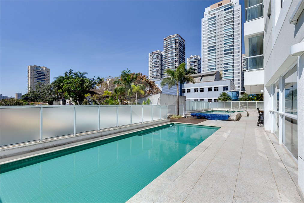 Apartamento à venda ou para alugar com 3 suítes em Brooklin, São Paulo, SP