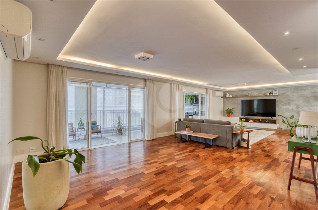 Apartamento à venda com 4 suítes em Alto da Boa Vista, São Paulo, SP