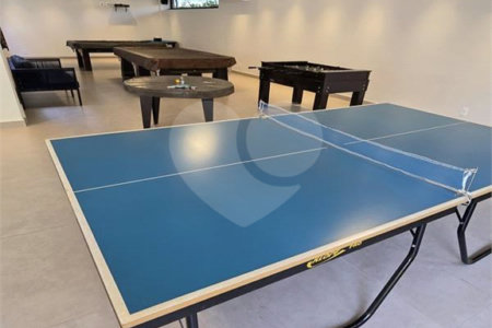 Maison Du parc- condominio de altissimo padrão - lote plano com 495,00 ms- R$ 1.920.000,00 - condominio - R$ 1.100,00 - iptu - R$ 800,00 - Área de lazer: Quadra de Tênis - Quadra Poliesportiva - campo de Futebol - Quadra de Squash - Academia - Playground - Sistema de Segurança 24hs com cerca elétri