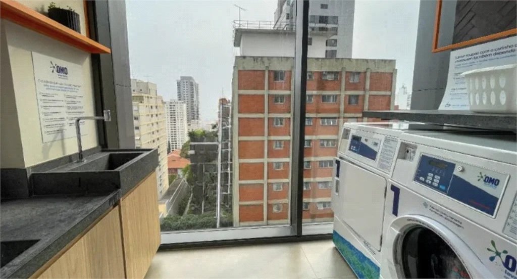 Apartamento à venda ou para alugar com 1 quarto em Pinheiros, São Paulo, SP