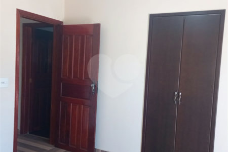 Sobrado à venda com 4 quartos em Chácara Santo Antônio, São Paulo, SP