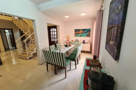 Casa em condomínio à venda com 4 quartos, sendo 3 suítes,  em Granja Olga II, Sorocaba, SP