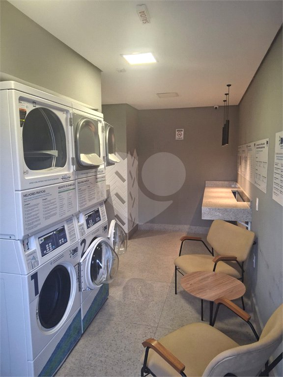 Apartamento à venda com 2 quartos, sendo 1 suíte,  em Ferreira, São Paulo, SP
