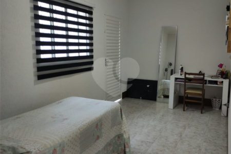 Casa à venda com 2 quartos, sendo 1 suíte, em Indianópolis, São Paulo, SP