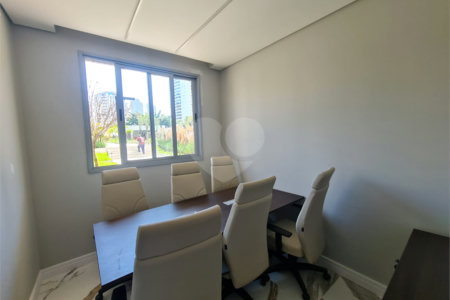Apartamento à venda com 3 suítes em Jardim Marajoara, São Paulo, SP