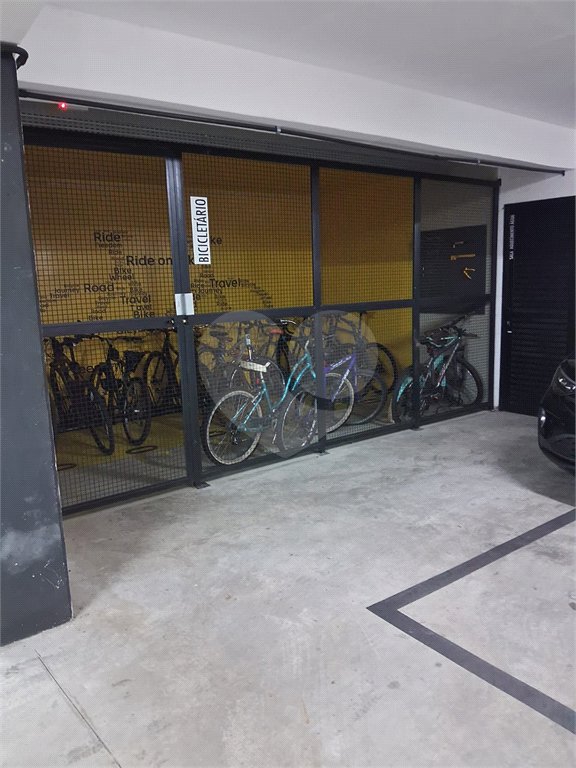 Apartamento à venda ou para alugar com 1 suíte em Pinheiros, São Paulo, SP