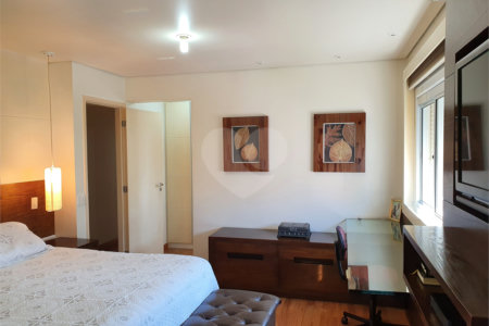 Apartamento à venda com 4 suítes em Jardim Marajoara, São Paulo, SP