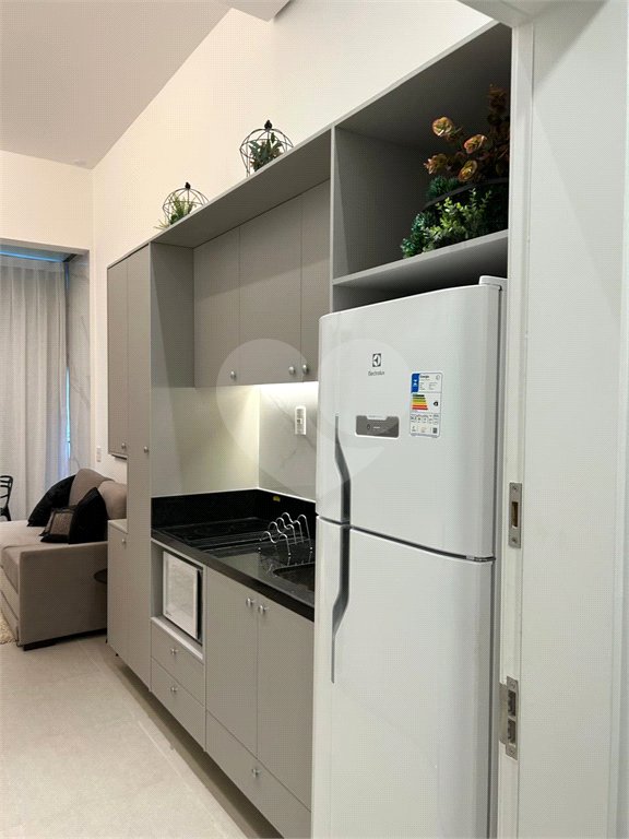 Apartamento à venda ou para alugar com 1 quarto em Pinheiros, São Paulo, SP