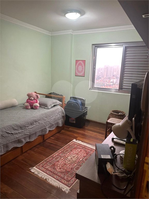 Apartamento à venda com 3 quartos, sendo 1 suíte,  em Vila Santo Estéfano, São Paulo, SP