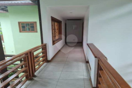 Casa à venda com 4 quartos, sendo 6 suítes, em Campo Grande, Rio de Janeiro, RJ