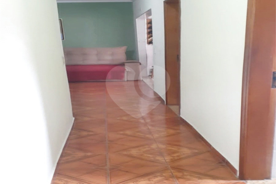 Sobrado à venda com 3 quartos em Tremembé, São Paulo, SP