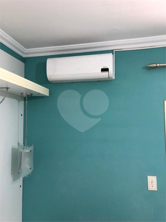 Casa à venda com 3 quartos, sendo 1 suíte, no condomínio Jardim das Pedras, São Paulo - SP